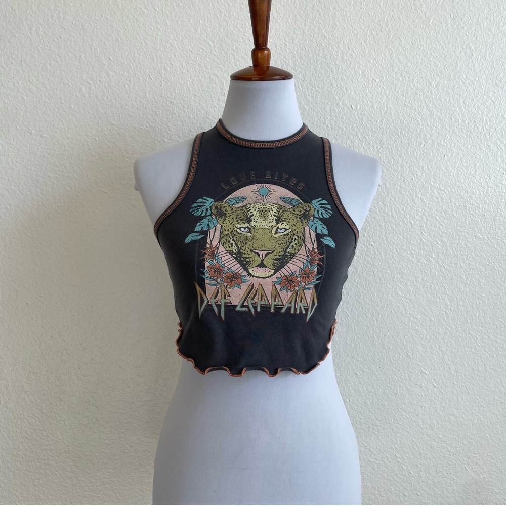 Def Leppard Cropped Baby Tank Top Womens Small Boho Racerback Curved Lettuce Hem